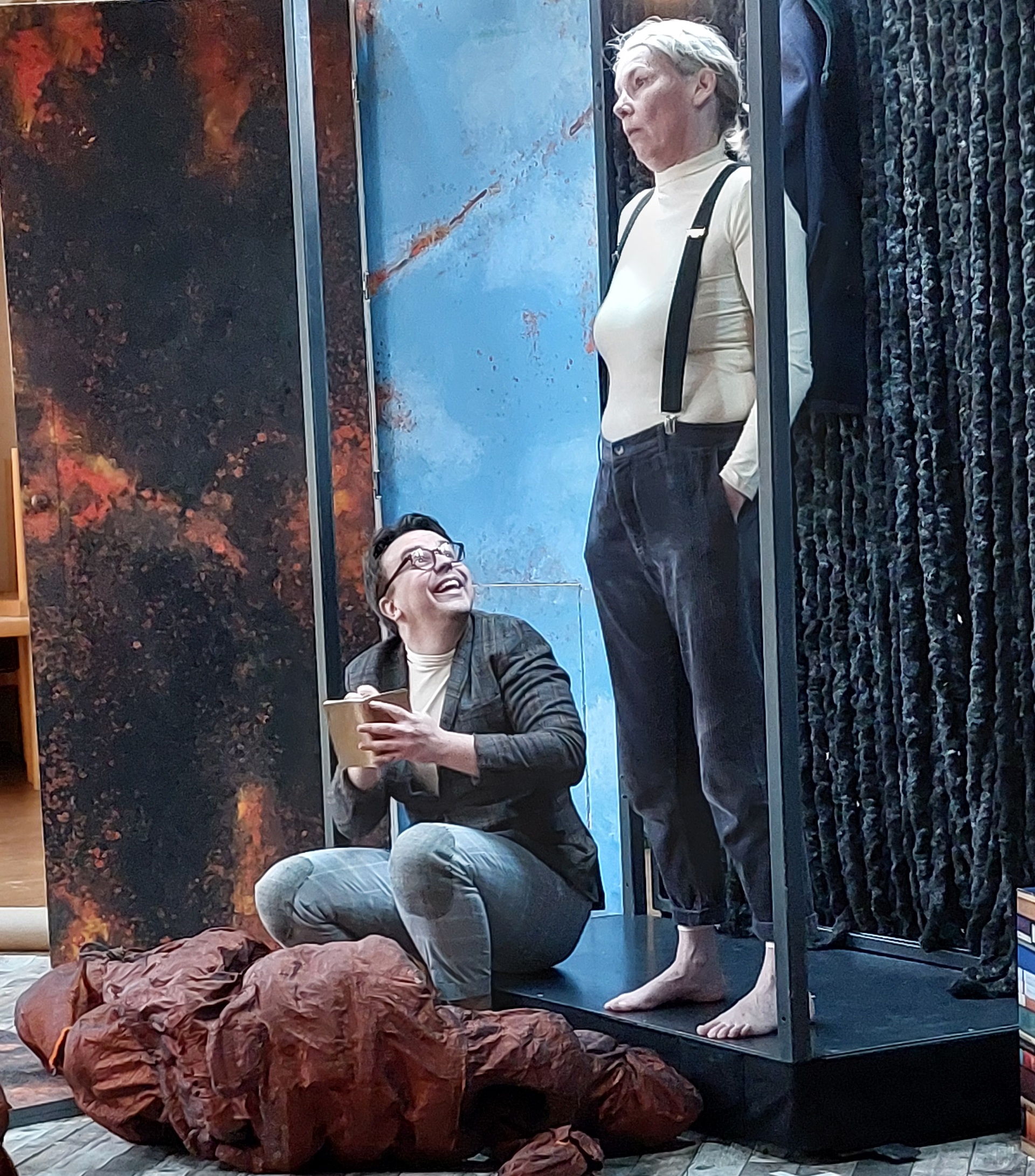 „goethe.faust“ - mobiles Theater im Internatssaal (Foto: Dr. G. Hoffmann)