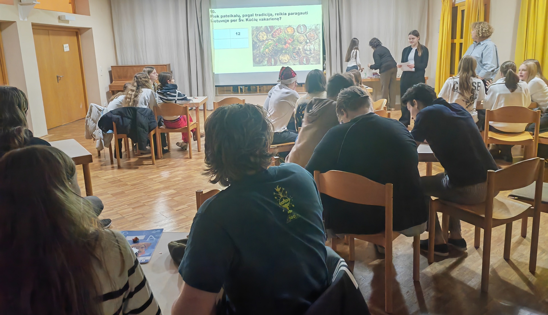 Svečių iš Vilniaus Martyno Mažvydo progimnazijos vizitas (Foto: I. G. Lendraitienė)